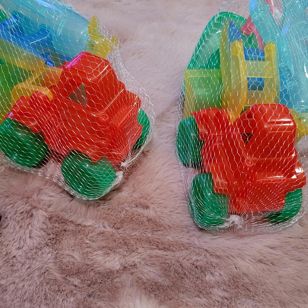 2 package of Sand Vehicles